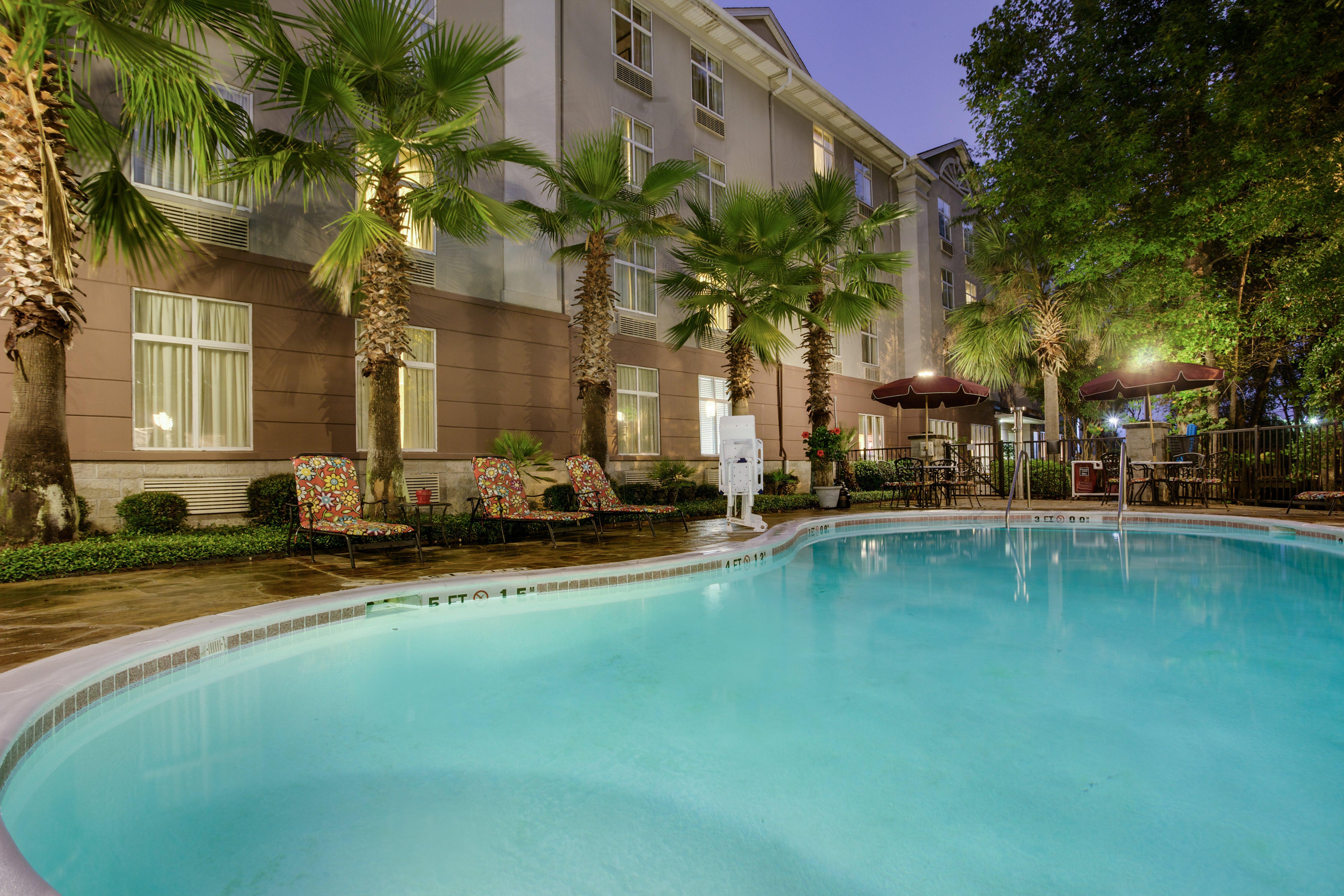 Holiday Inn Express Hotel & Suites Charleston-Ashley Phosphate By Ihg North Charleston Exterior photo