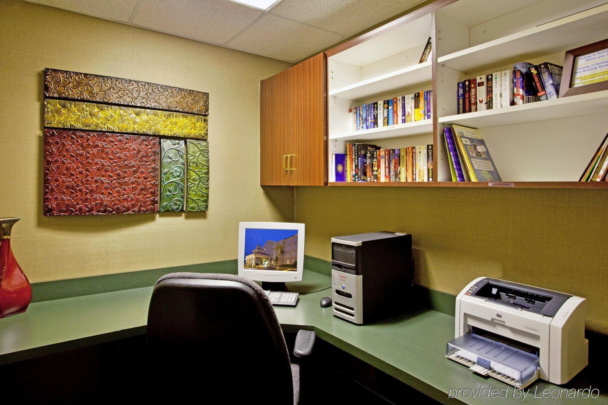 Holiday Inn Express Hotel & Suites Charleston-Ashley Phosphate By Ihg North Charleston Facilities photo